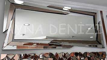 Bomerang Model Modern Ayna