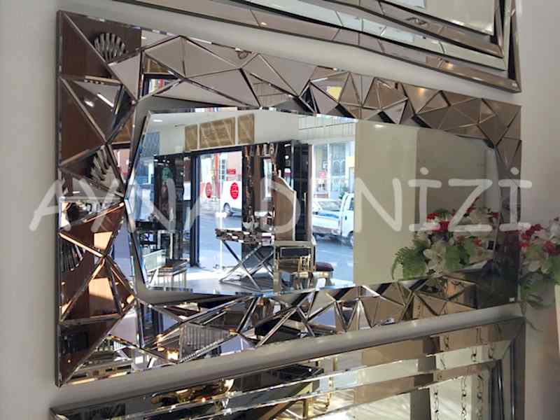 Mark Model Modern Ayna